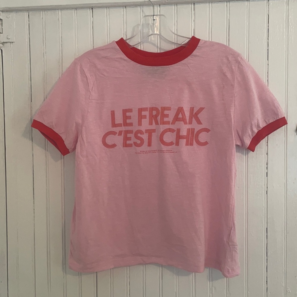 Coolest Throwback Nile Rodgers & Chic tee! 💕